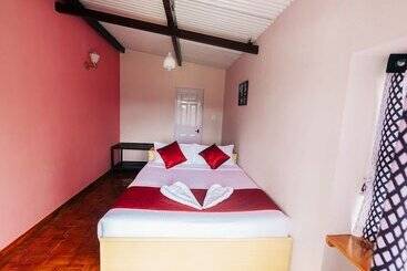 فندق The British Villa By Xacro Xperiences