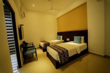 Trincomalee Beach Resort & Spa