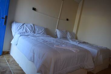 هتل El Kamel Safari