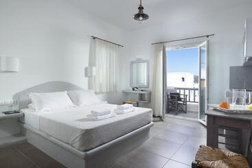 Garifalakis Comfort Rooms