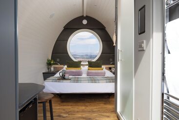 Casa Rurale Luxurious Snug With Hottub Which Sleeps 2 In Fife