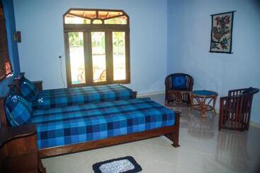 Hotel King Coconut Lodge