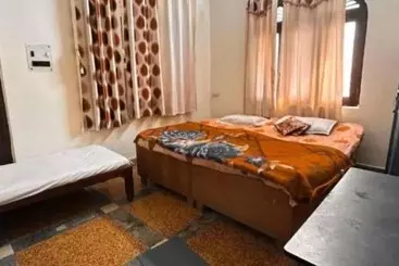Hotel Goroomgo Homestay Haldwani