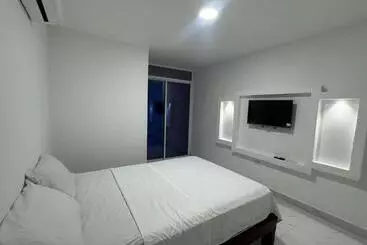 Aparthotel Hostal Las Orquideas 2