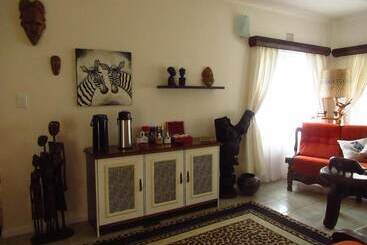 Bhangazi Lodge Bed & Breakfast