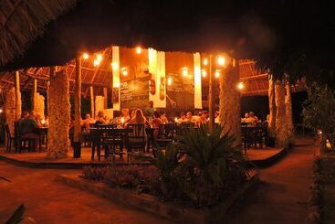 Hôtel Paje By Night Bungalows