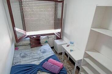 تختخواب و صبحانه Paralelo Rooms