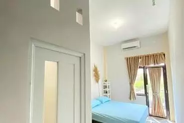 Otel Uin Guest House