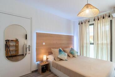 アパートホテル Le Petit Patio Fleuri