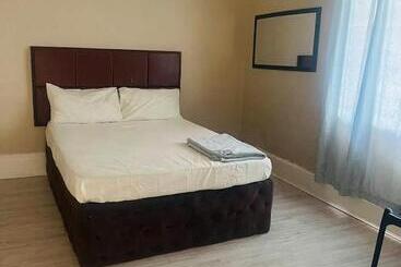 Pension Colleens Home Home