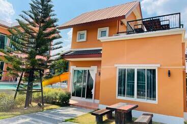 ทุ่งโป่งฟาร์มกวางแอนด์รีสอร์ท Thungpongdeerfarm&resort