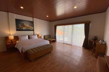 ホテル Made Canggu 77 Managed By Manara