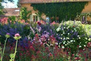 Pensión Le Jardin De Marie   La Maison D Hôtes Sancerre