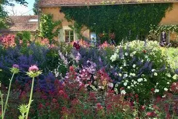 Majatalo Le Jardin De Marie   La Maison D Hôtes Sancerre