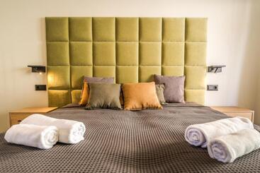 膳宿费 Marina Beach 38 Denia