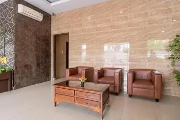 Oyo 741 Hotel Labuhan Raya