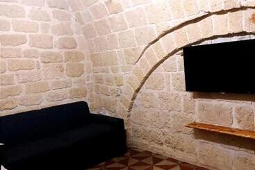 بنسيون Room Pietra Bianca