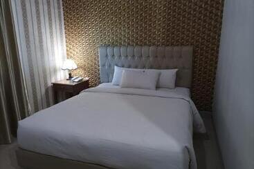 Robbani Edotel Liwa Syariah