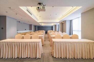 Borrman Hotel Nantong Haohe Scenic Area