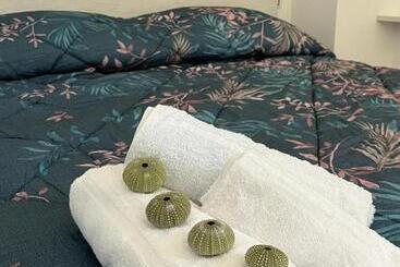 Pensjonat Followthesun  Camera Fronte Mare