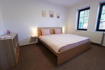 Panzió Penzion Počátky Seč