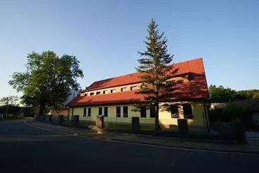 Majatalo Penzion Počátky Seč