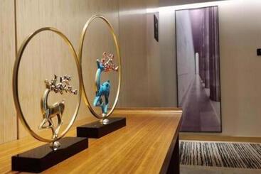 Отель Green Tree Inn Xuzhou Tongshan Wanda Plaza Yuquanhe Metro Station