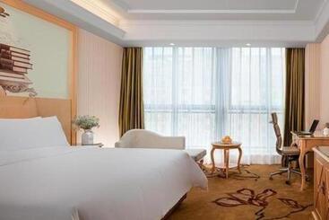 Vienna Hotel Jiangxi Jiujiang Happy City