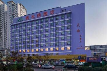 Vienna Hotel Shandong Qingdao Taidong Pijiu Street Liaoning Road