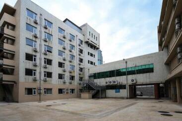 酒店 Jinjiang Inn Select Tianjin Xiaobailou Metro Station