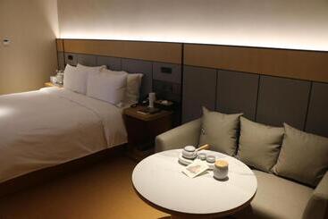 Ji Hotel Korla Municipal Government