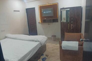 Oyo Maihar Hotel And Family Restaurant