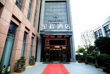 Starway Hotel Huzhou Changxing