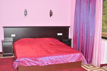 ホテル Mayisyan Kamurj