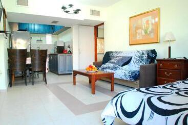 הוסטל Guest House Neve Zohar Dead Sea