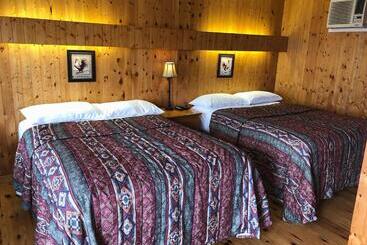 The Waterfront Motel