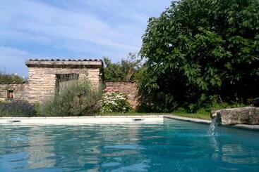 Bed and Breakfast La Ruelle Au Verjus