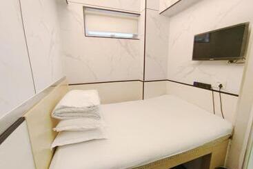 پانسیون L Etoile Hella Inn