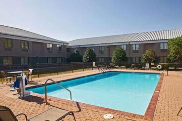 هاستل Bentonville Ozark Oasis