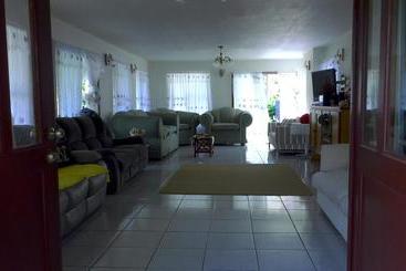 Bed and Breakfast Tuna S Lodge