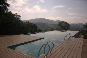 هتل Bogala Village Eco Resort