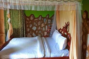 Hotel Paradise Eco Hub