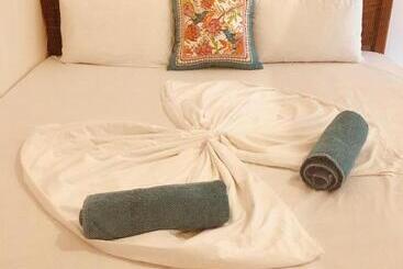 Little Lagoon Hostel