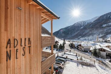 Aktiv & Familienhotel Adlernest