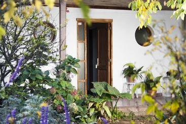 تختخواب و صبحانه Casa Pando