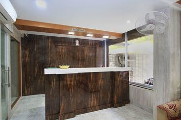 Hotelli Makam Comforts