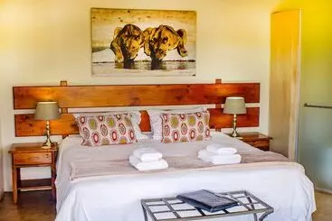 Hotel Tshikwalo Game Lodge