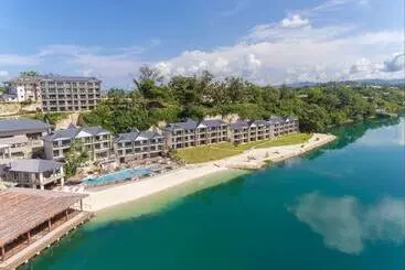 Ramada Resort By Wyndham Port Vila