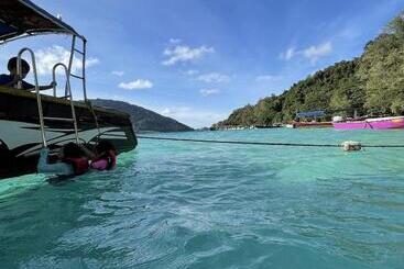 Empire Hotels & Resorts