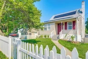 Mökkimajoitus Rockville Home W/ Spacious Yard: 17 Mi To Dc!